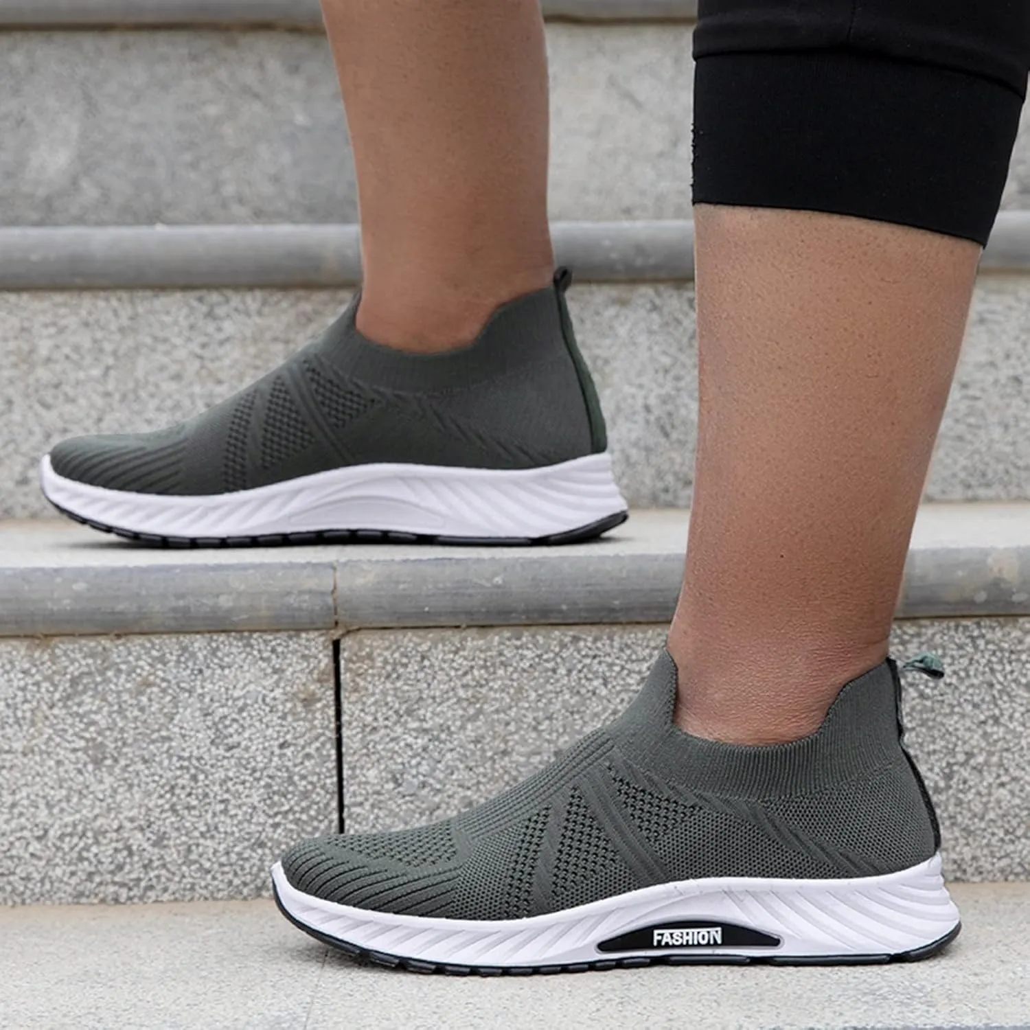 Casual Wedges Men's Breathable Leisure Outdoor Slip on Fashion Shoes Men's Sneaker Organizer