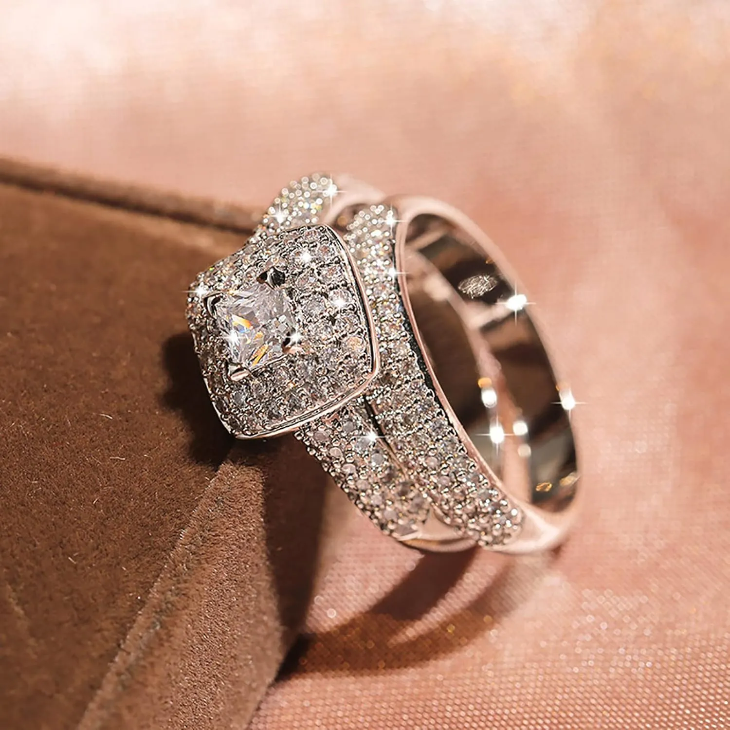 Exquisite Shiny Full Cubic Zirconia Cluster Engagement Ring Princess Cut Anniversary Bridal Ring Sets for Women