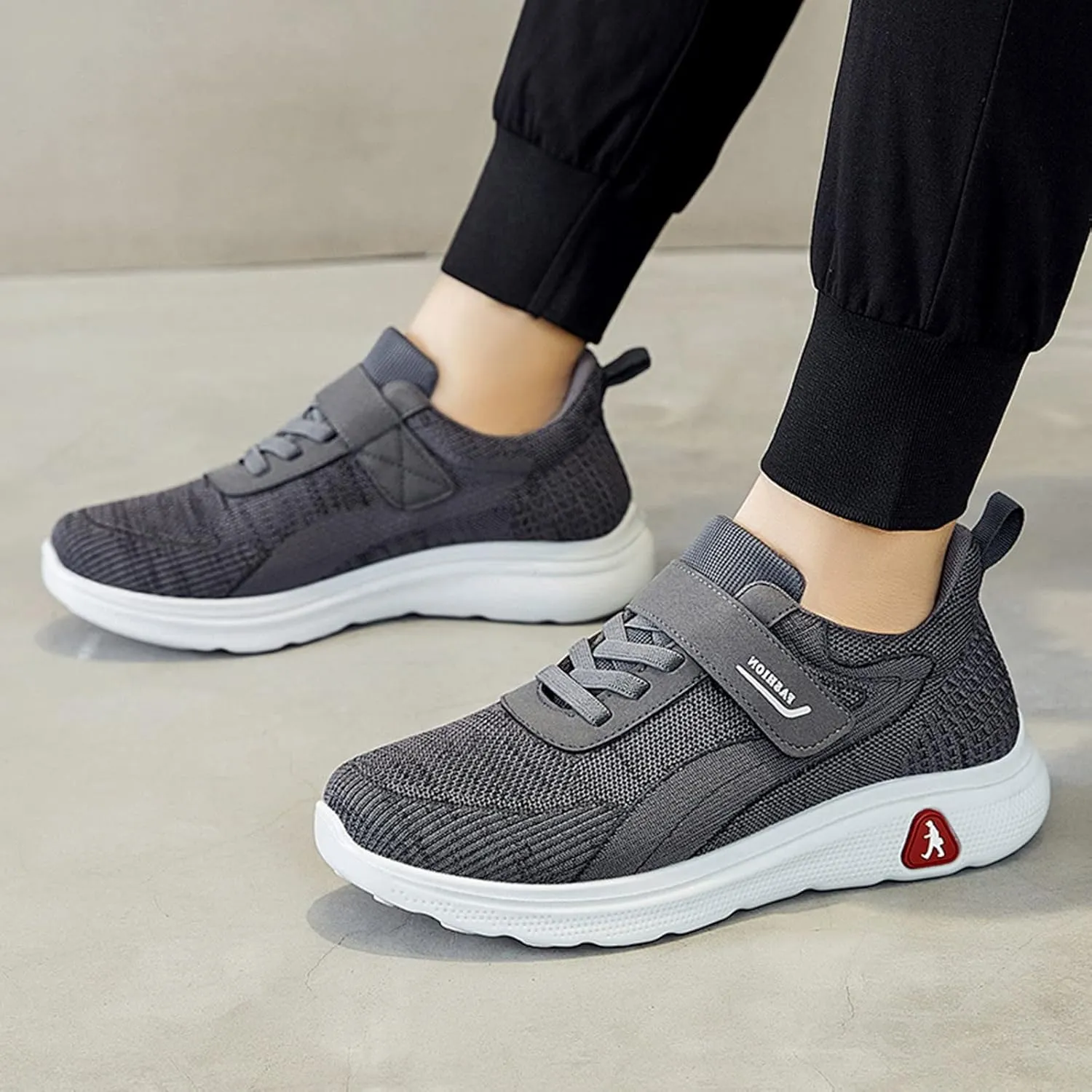 Fashion Summer and Men Fly Woven Mesh Breathable and Comfortable Slip On Mens Sneaker Boot Hiking Shoes