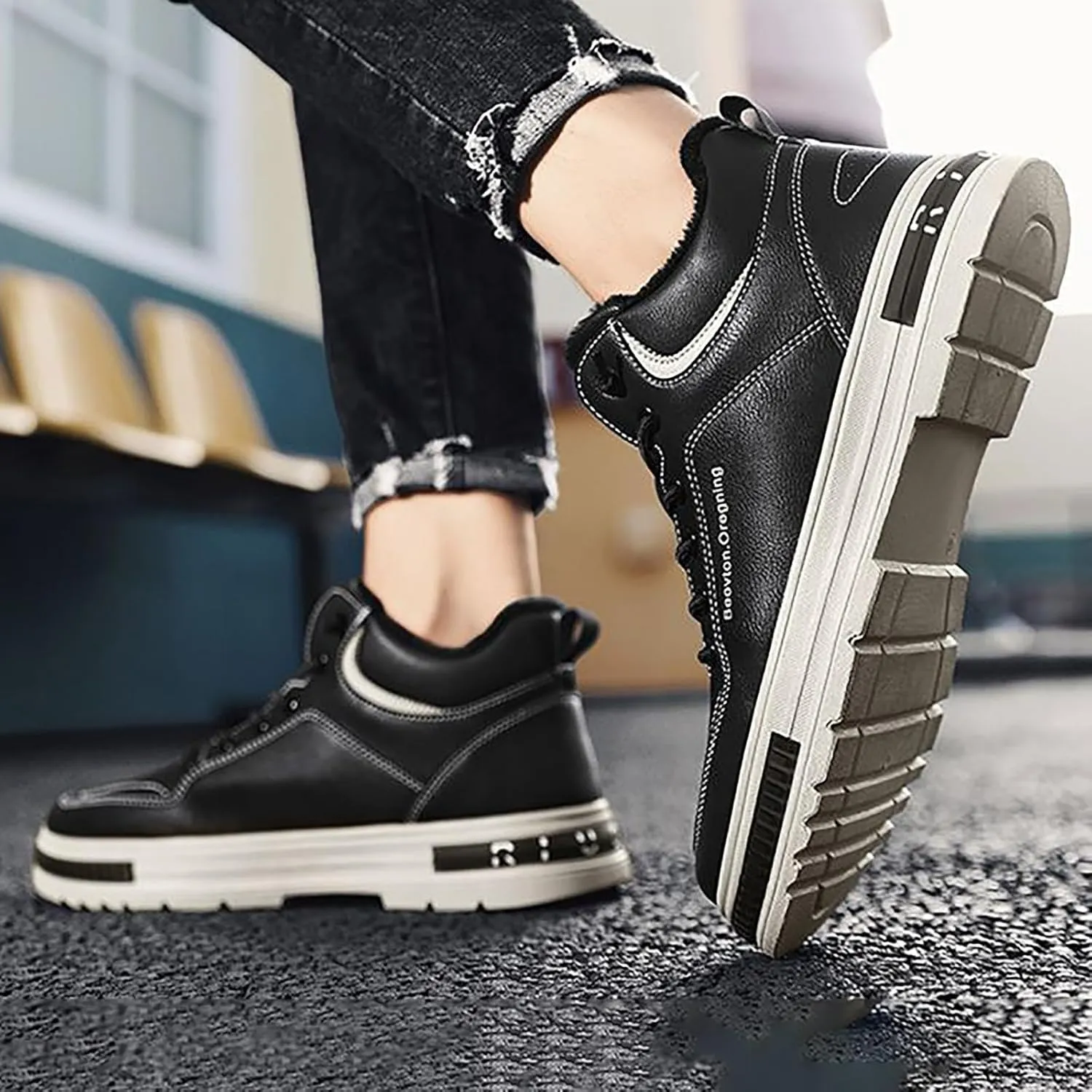 Men and Winter High Top Casual Shoes Plush and Thick Cotton Shoes New Versatile Trendy Sports Sneaker Insoles Men