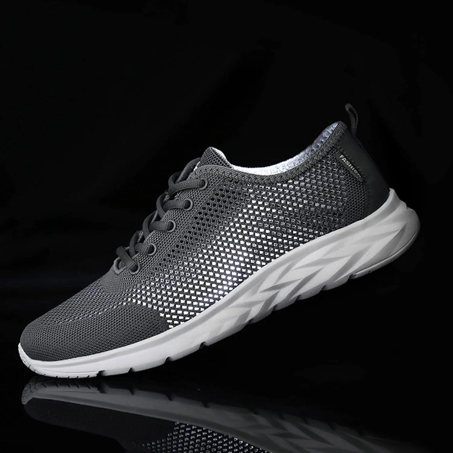 Men Comfortable Fashion Casual Breathable Lightweight Solid Color Summer and Men's Classic Nylon Sneaker
