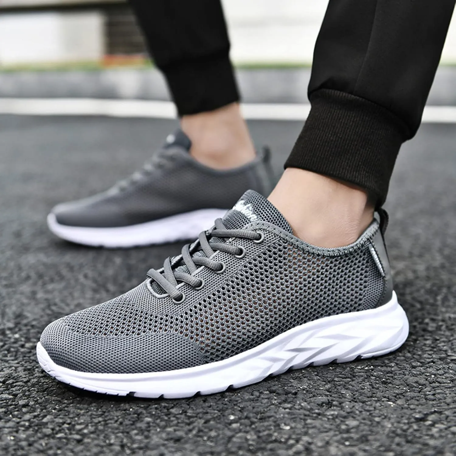 Men Comfortable Fashion Casual Breathable Lightweight Solid Color Summer and Men's Classic Nylon Sneaker