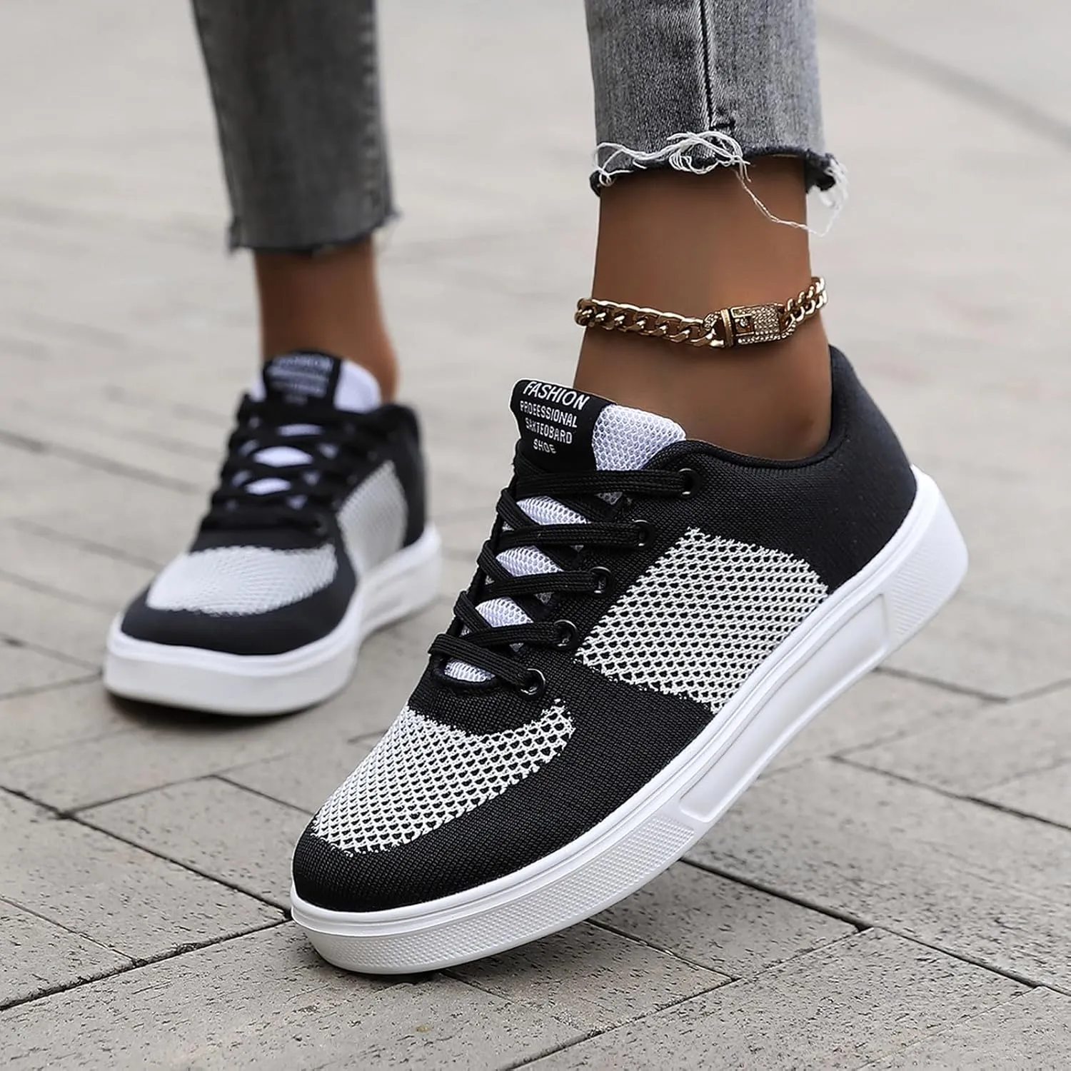 Men's Breathable Mesh Running Shoes Casual Sneaker Mesh Breathable Walking Shoe Business Casual Versatile Shoes