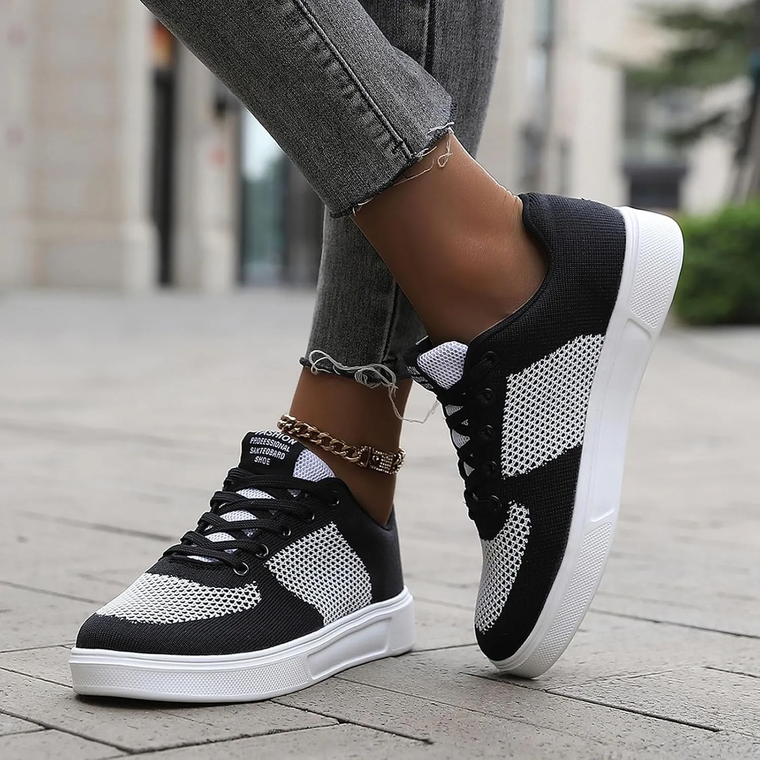 Men's Breathable Mesh Running Shoes Casual Sneaker Mesh Breathable Walking Shoe Business Casual Versatile Shoes