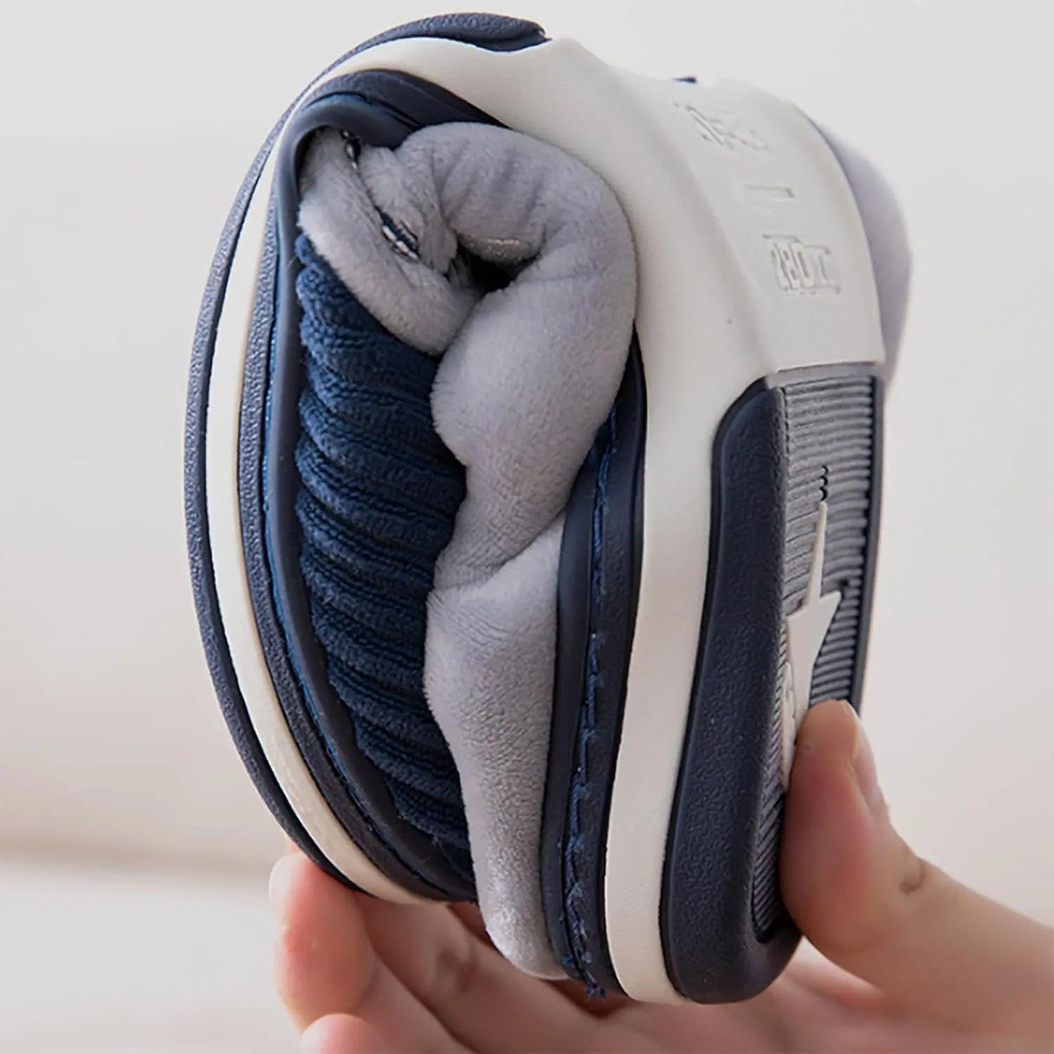 Mens Couple Cotton Slippers Home Lightweight Warm Slippers Christmas Animal Cotton Slippers Mens Slippers 9