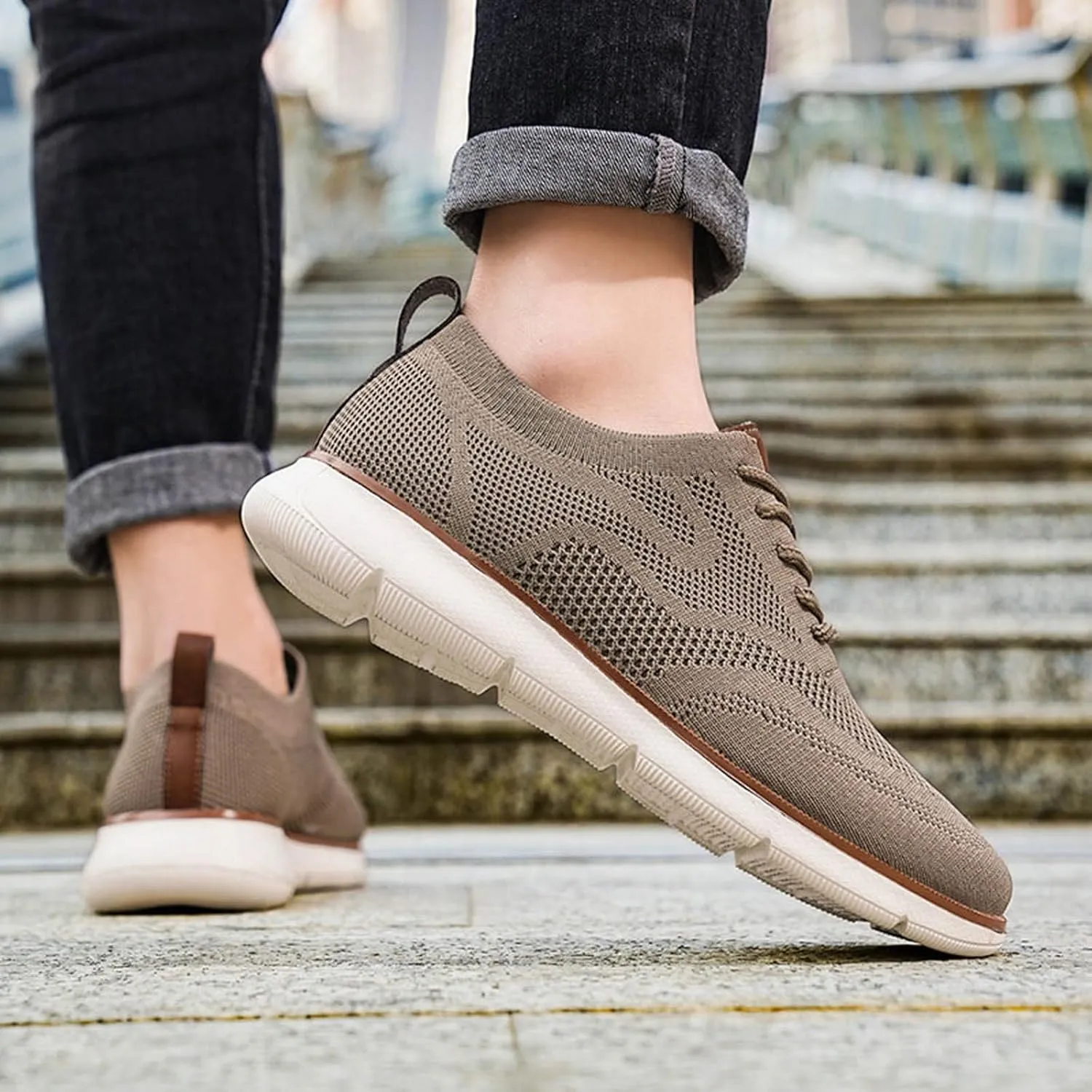 Men's Lightweight Non Slip Barefoot Shoes Business Mesh Breathable Walking Shoe Lightweight Work Shoes for Men