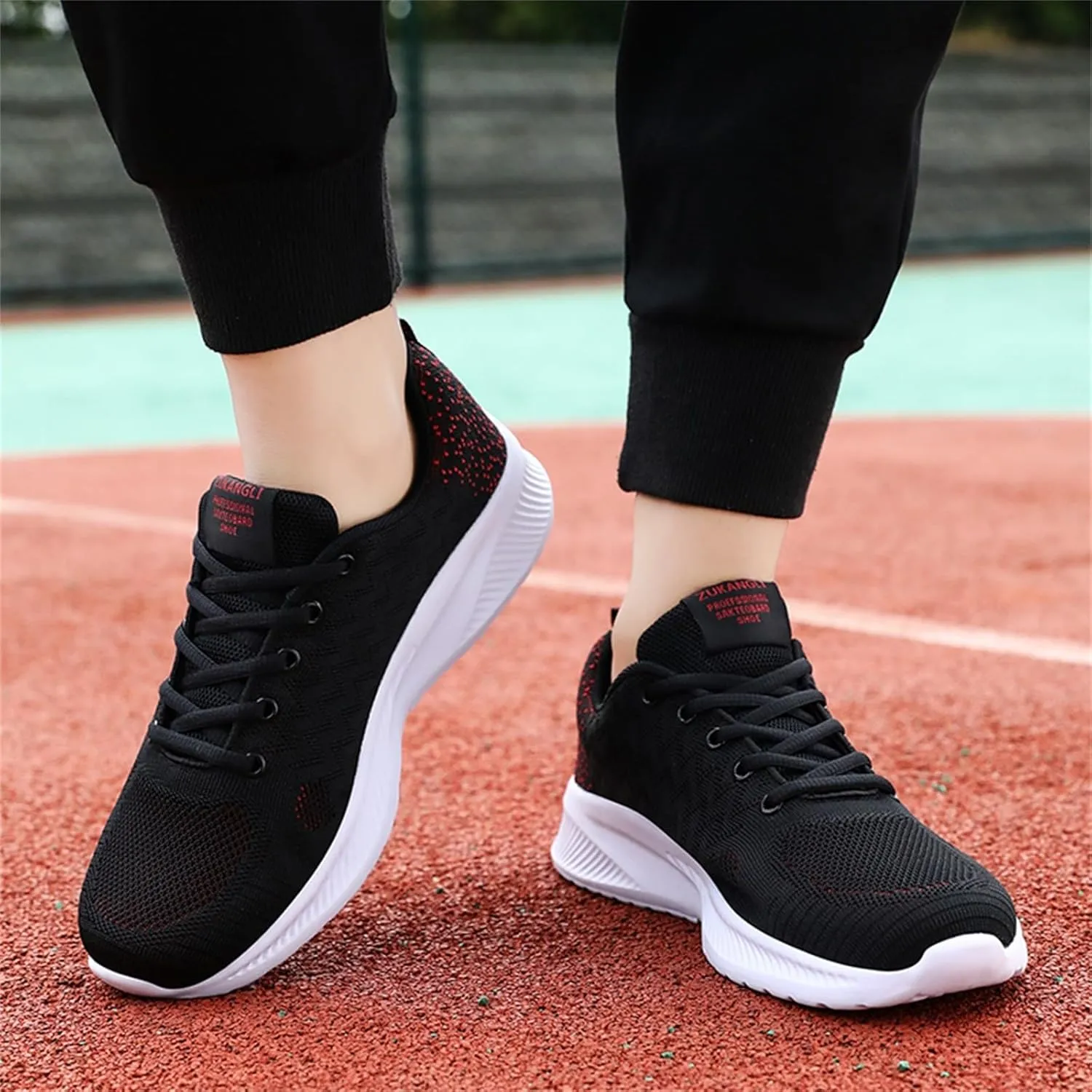 Men's Lightweight Non Slip Barefoot Shoes Casual Sneaker Mesh Breathable Walking Shoe Barefoot Minimalist Shoes