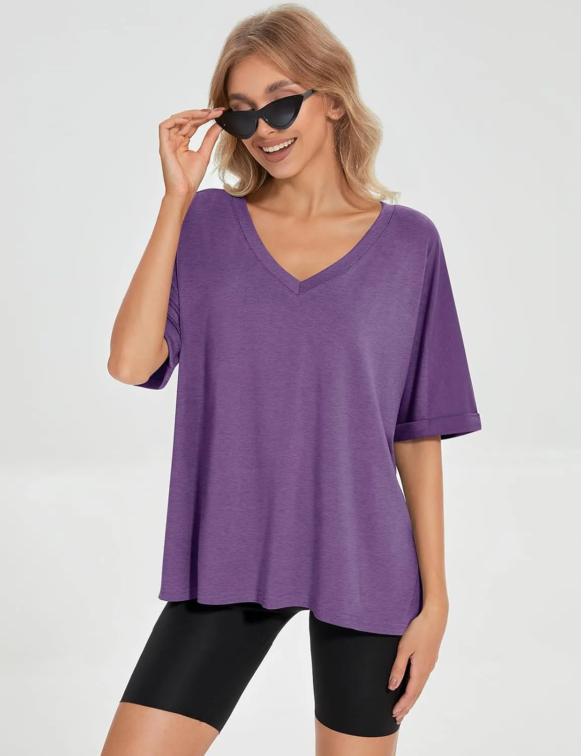 UEU Womens Oversized T-Shirts Summer V Neck Casual Shirts Short Sleeve Workout Tunic Tops